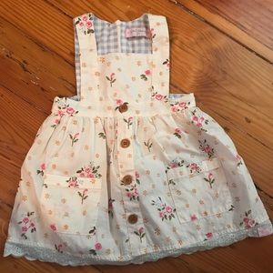 Girls dress